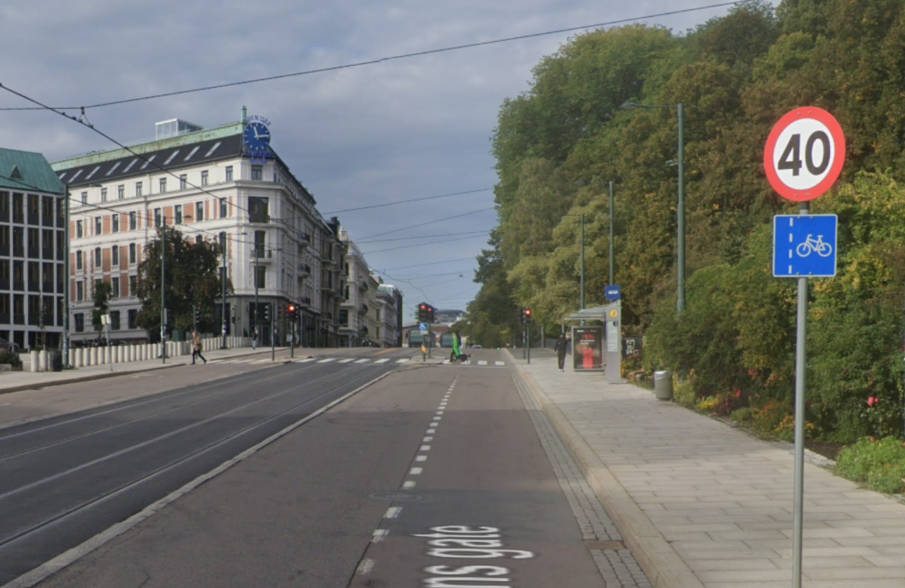 Bilde av sykkelfelt-skiltet ved starten av et sykkelfelt