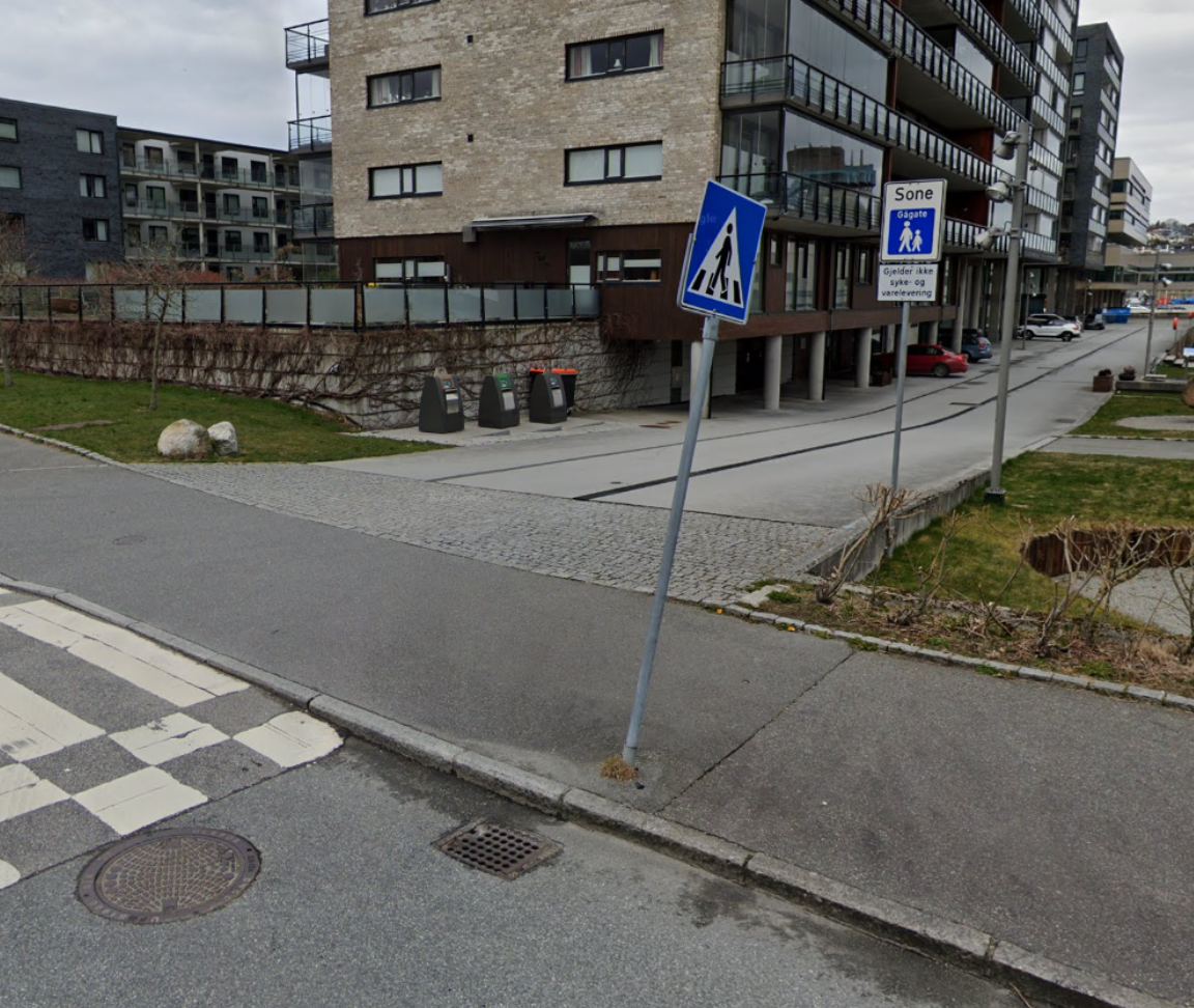Bilde av gågate-skiltet ved starten av en handlegate